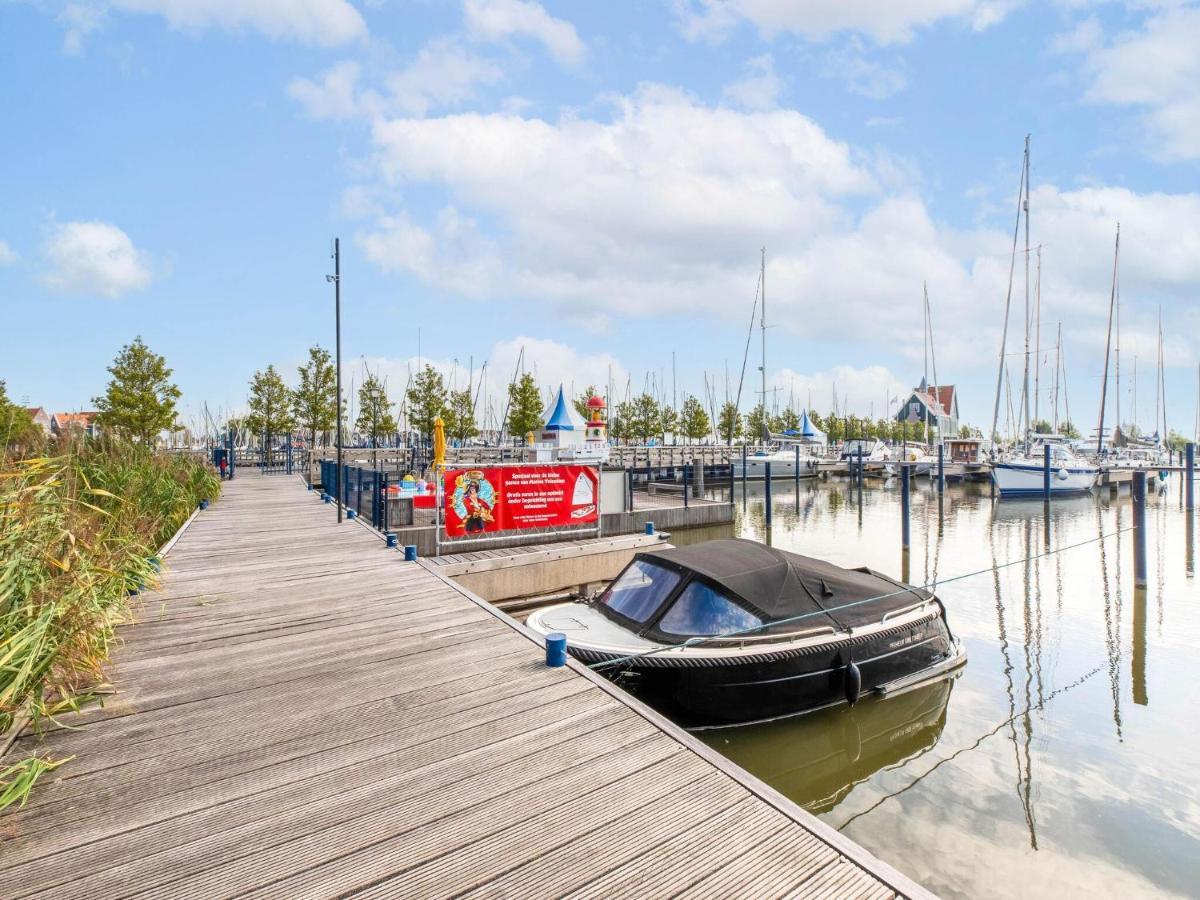 Comfortable Houseboat In Volendam Marina ภายนอก รูปภาพ