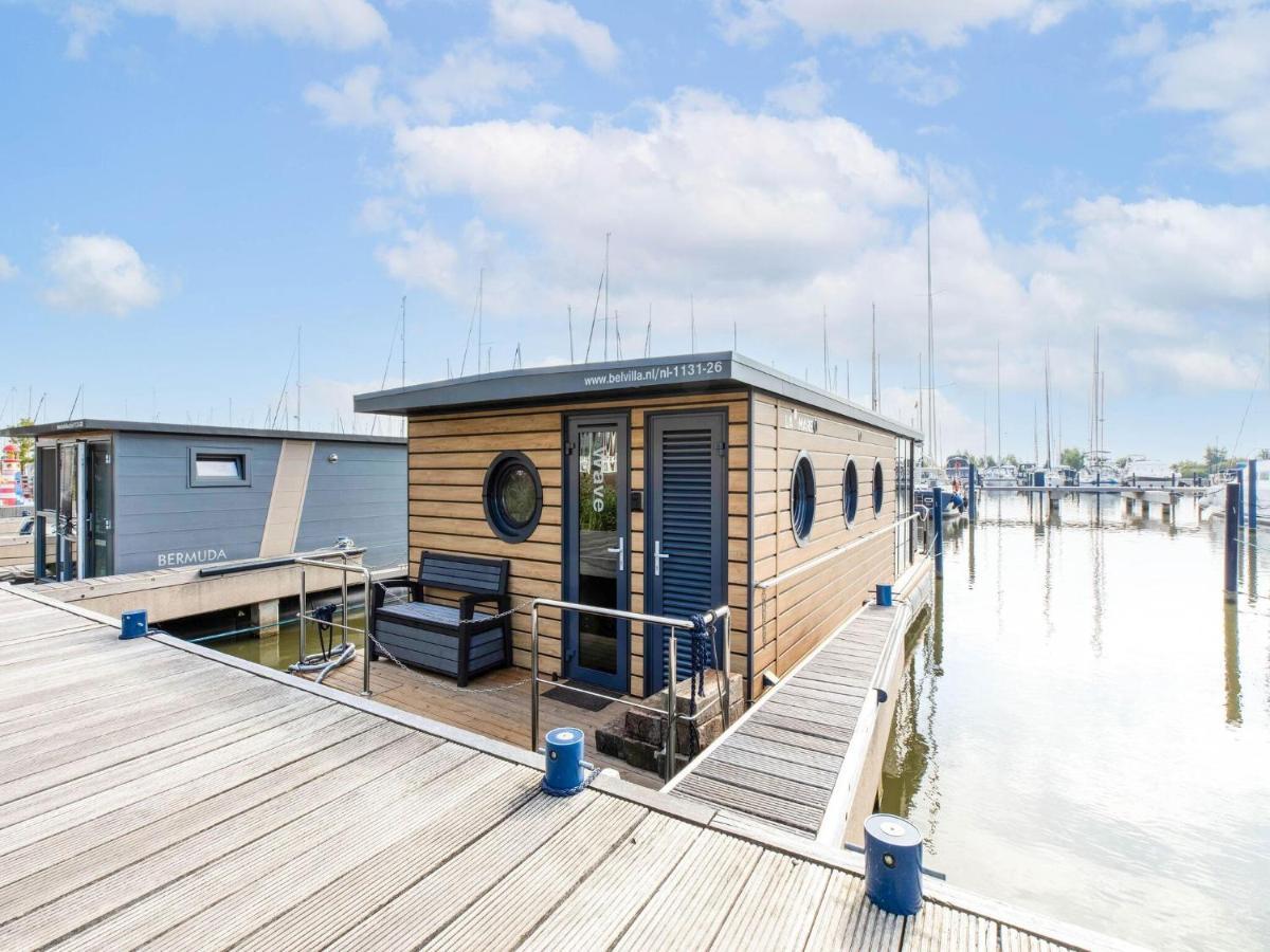 Comfortable Houseboat In Volendam Marina ภายนอก รูปภาพ