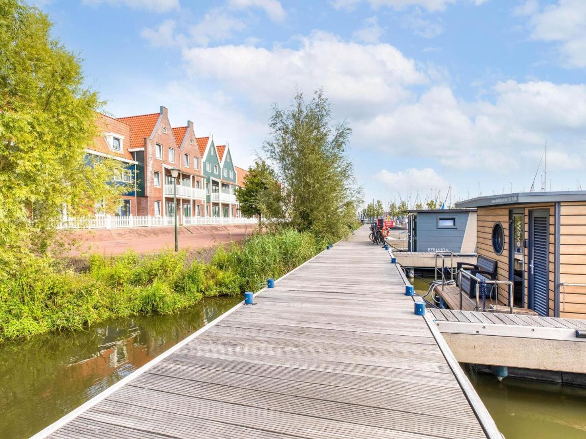 Comfortable Houseboat In Volendam Marina ภายนอก รูปภาพ